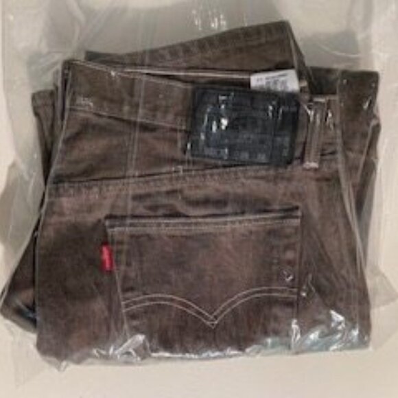 Levi’s 501 Gray Denim Jeans 38W × 32L Button Fly Classic 5-Pocket - Picture 7 of 7